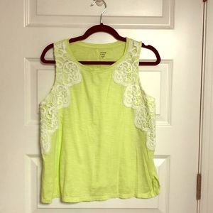 Crown and Ivy Lace Tank (Size Small)